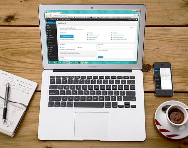 Headless WordPress vs. Monolithic CMS – Future-Proofing Your Enterprise Site