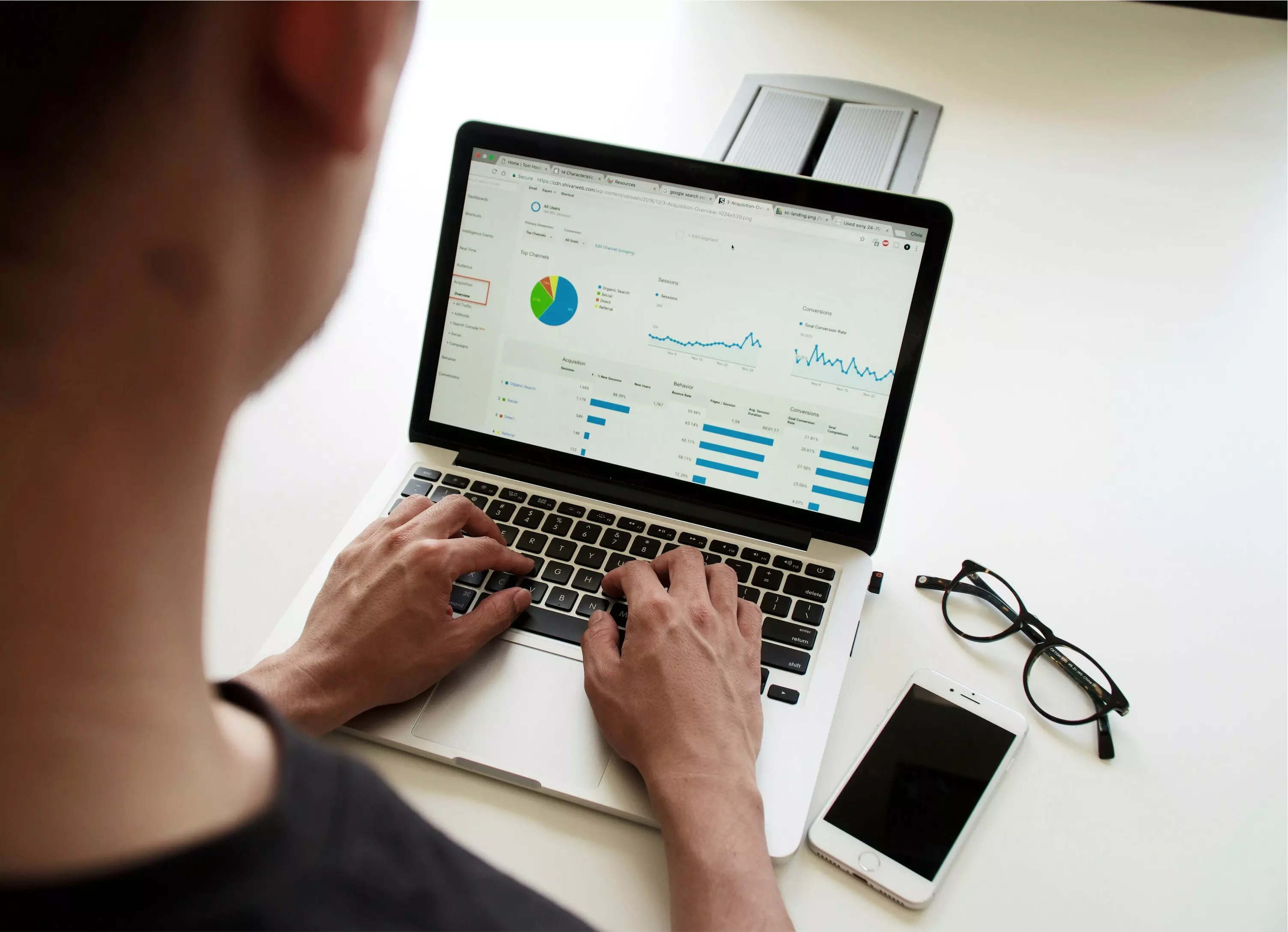 Web Wizards SEO audit reviewing website traffic, keyword rankings and technical search performance for a Perth business
